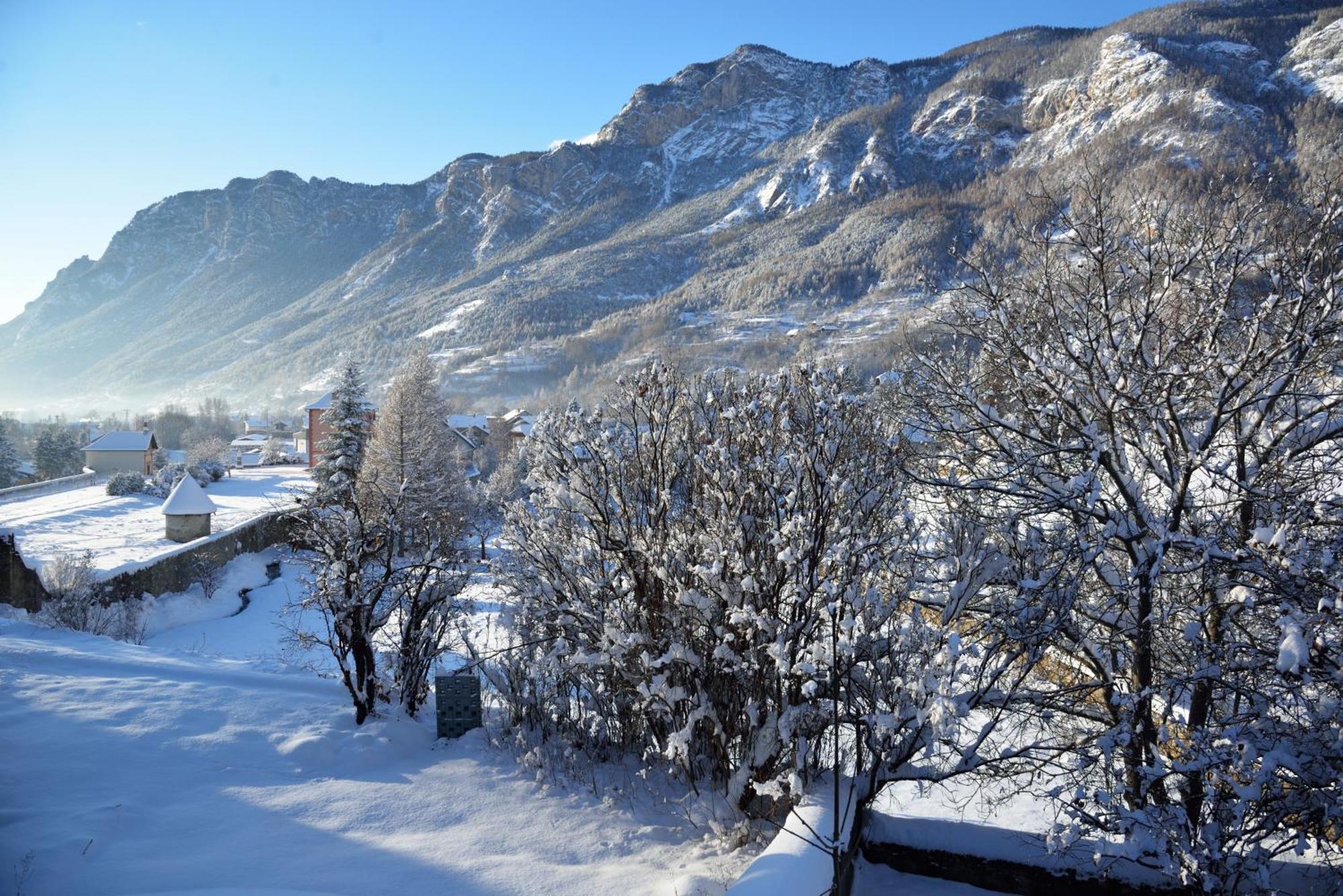 La Maison Abeil LʼArgentière-la-Bessée Eksteriør bilde